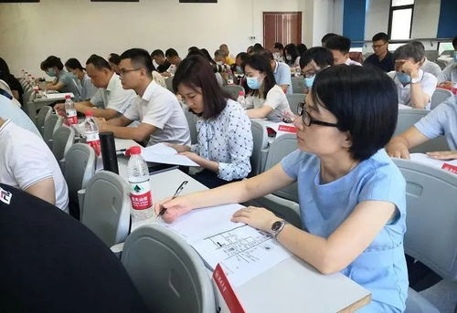 海南省金融信息服務(wù)暨區(qū)塊鏈信息服務(wù)從業(yè)人員培訓(xùn)正式開班，聚焦經(jīng)濟(jì)信息咨詢服務(wù)新路徑